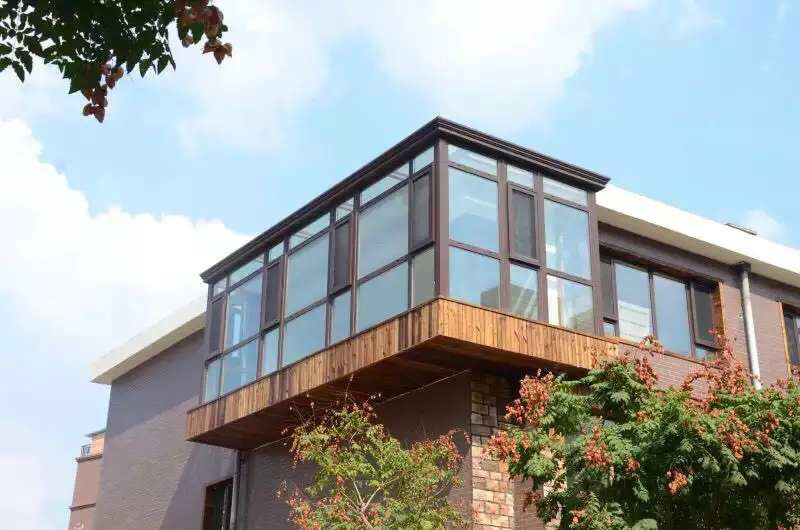 維盾封陽臺(tái)斷橋鋁陽光房