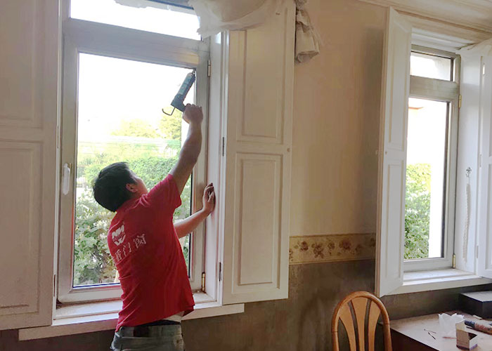 維盾門窗，擁有專業(yè)安裝團(tuán)隊(duì)